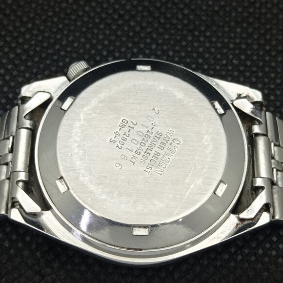 Vintage 1976 Citizen Automatic Mens Silver Watch W/daydate & Gold accents - Picture 8 of 8